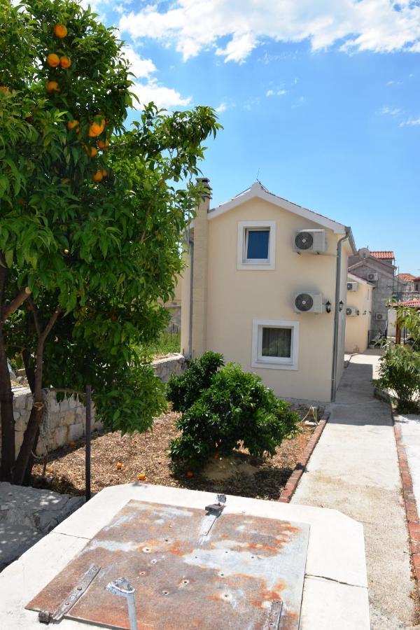 Villa Marta'S - Marta I Τρογκίρ Εξωτερικό φωτογραφία